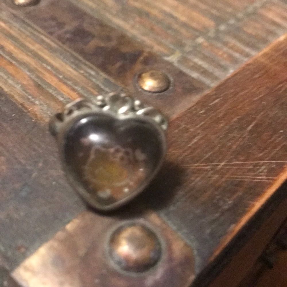 Hello kitty ring
